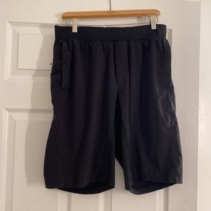 Lululemon mens pace breaker liner-less short